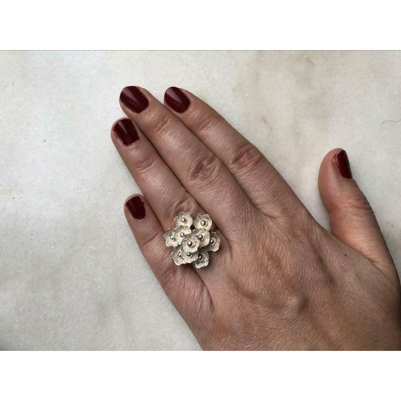 Ringen in zilver met edelstenen