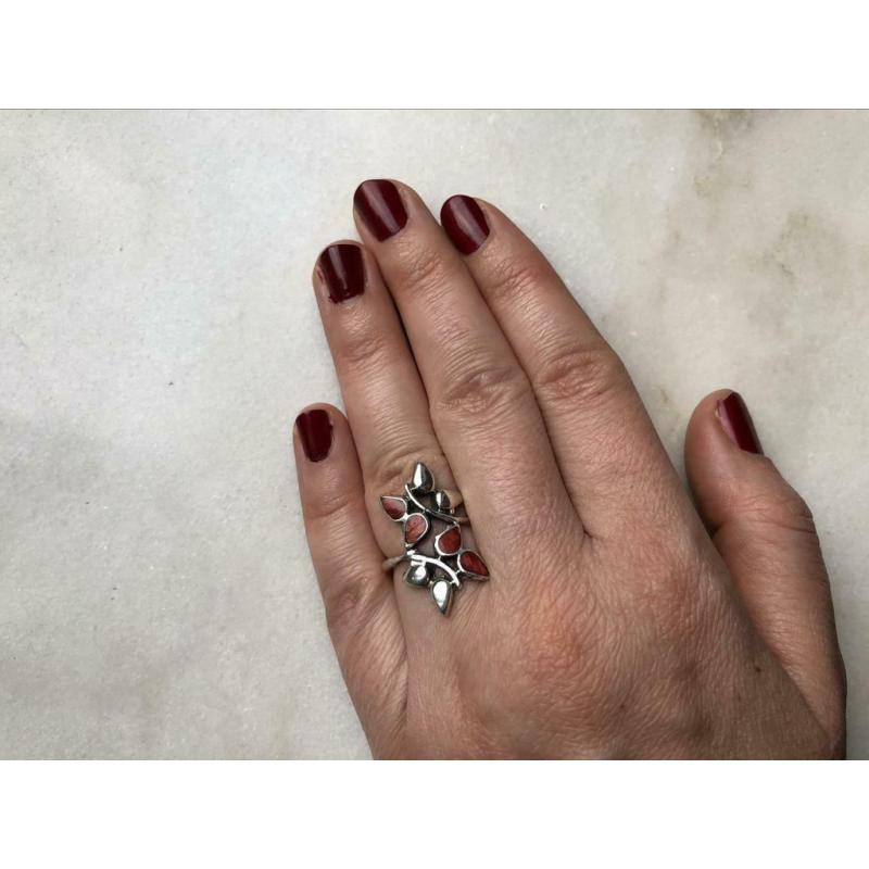 Ringen in zilver met edelstenen