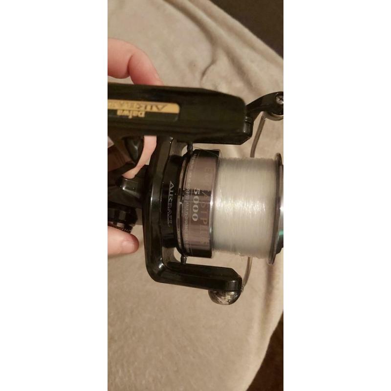 2 moulin daiwa 5000 comme neuf avec fil neuf