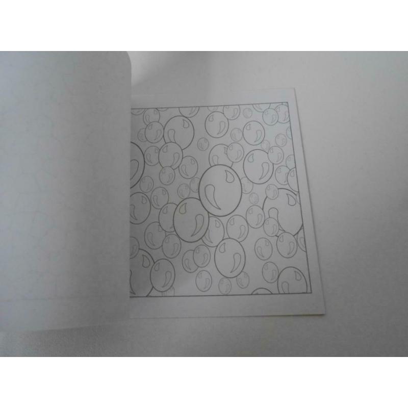 livre coloriage adulte "Les motifs" neuf