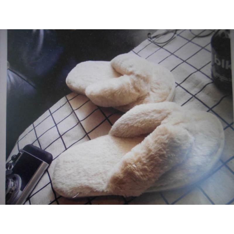 Slippers maat 44 NIEUW