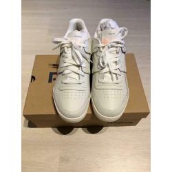 Reebok Classic * Pointure 40,5 * 65€ * NEUVES * Livraison BX