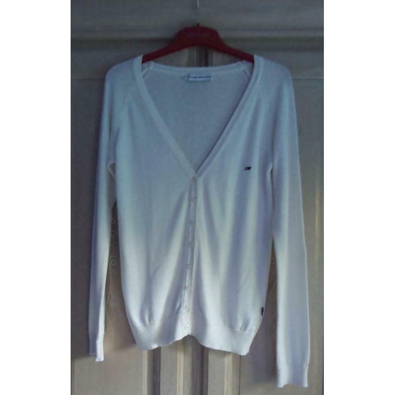 Cardigan sport Hilfiger taille L, neuf