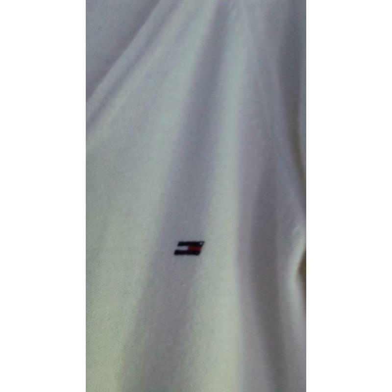 Cardigan sport Hilfiger taille L, neuf