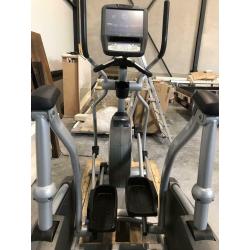 MATRIX professionele crosstrainer in zeer goede staat