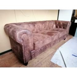 3-zit industriele chesterfield cognac 2.05mtr nieuwstaat!