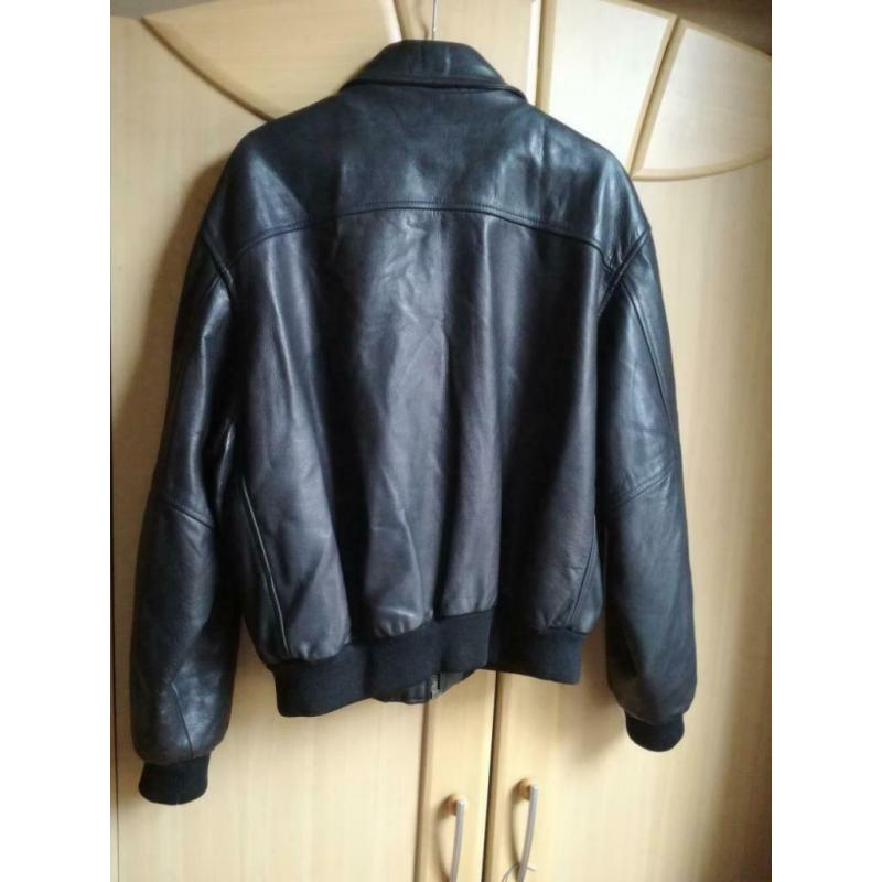 Veste Redskins cuir noir taille Large