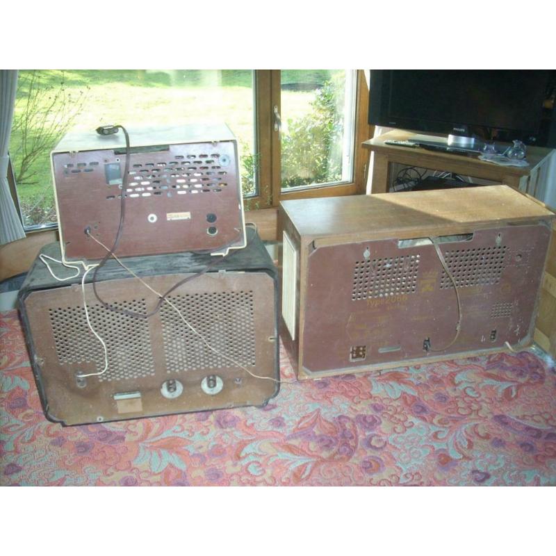 oude radio's, lot van 3, gereserveerd door Roger