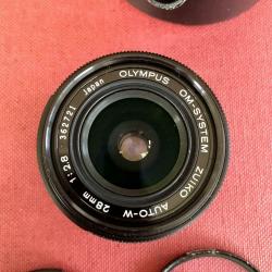 OLYMPUS OM-1 + ZUIKO 24-28-50mm