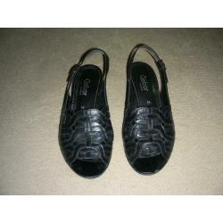 Zwarte zomerschoenen, merk : Gabor, maat 38 (5H)