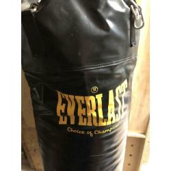Sac de boxe Everlast 140cm