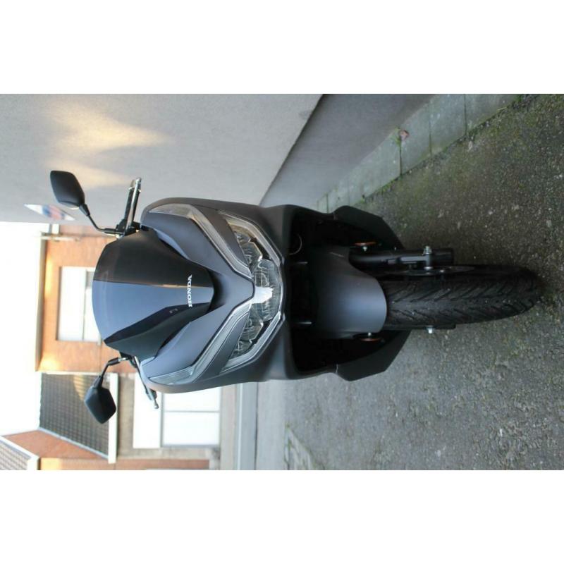 Honda PCX125 - bj.2019 incl.1jaar garantie + gratis levering