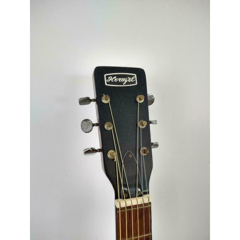 Akoestische gitaar Horugel