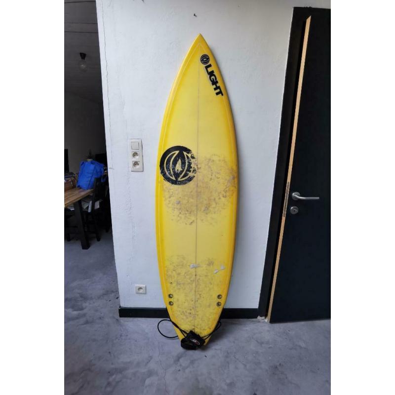 Surfboard fish 6.6 met leash, Slater vinnen en draagtas