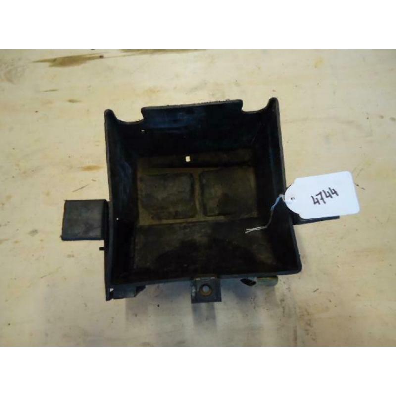 CBR600F 1991 - 1994 Honda Batterijbak D1-11144