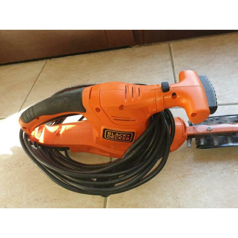 Te koop elektrische heggeschaar in nieuwstaat
