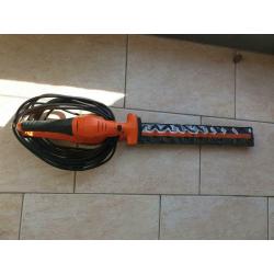 Te koop elektrische heggeschaar in nieuwstaat