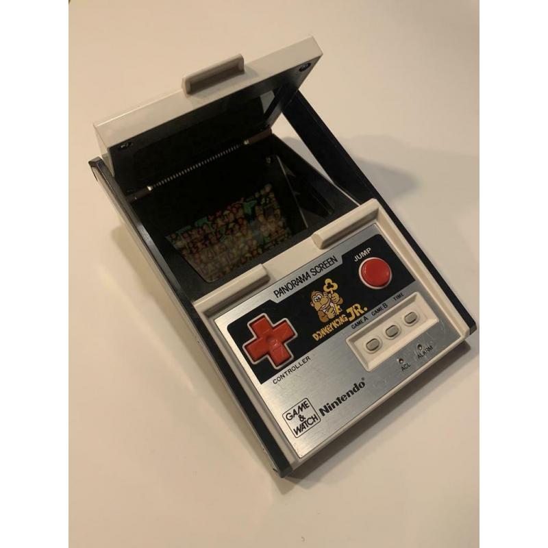 Nintendo Game & Watch Donkey Jr Panorama