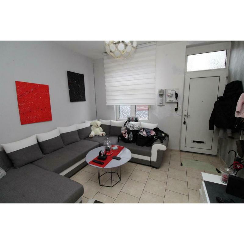 Maison à vendre à Charleroi Couillet, 4 chambres